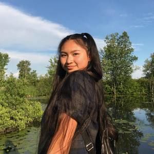 Meet your Posher, Béatrice